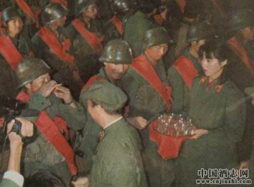 �Ŵ��ƶY���ף�������ף�ݾ�